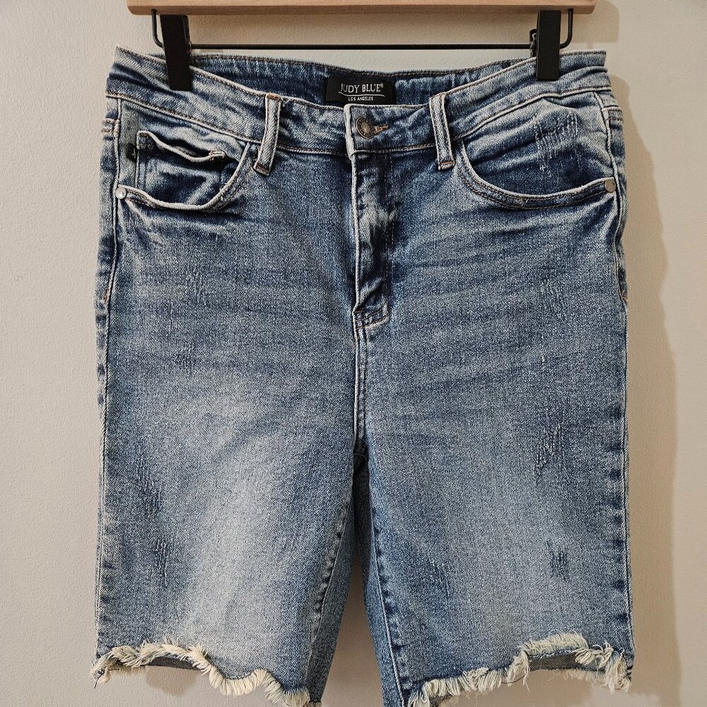 Judy Blue High Rise Bermuda Shorts Size Large
